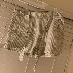 American Eagle paper bag striped shorts size 14